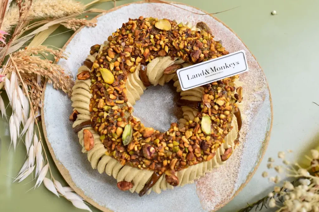 DSC 1290 min scaled 1 – Nous avons craqué le secret de la pâte à choux 100% végétale, et c'est notre pâtisserie du mois de mai ! – Land&Monkeys